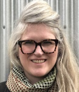 Ester Þórhallsdóttir