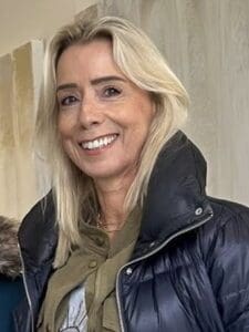 Stella Hjaltadóttir